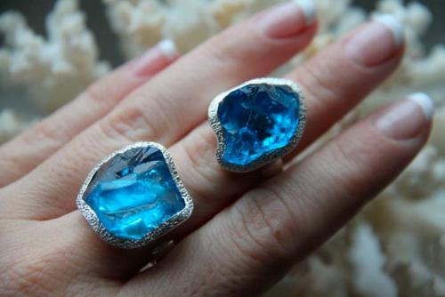 Какие камни цвета моря и неба используются в ювелирном деле. Многообразие голубых камней