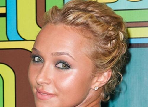 Причёски на короткие волосы на выпускной в колледж. Причёски на выпускной в 9 классе 14 Причёски на короткие волосы на выпускной в колледж. Причёски на выпускной в 9 классе 14