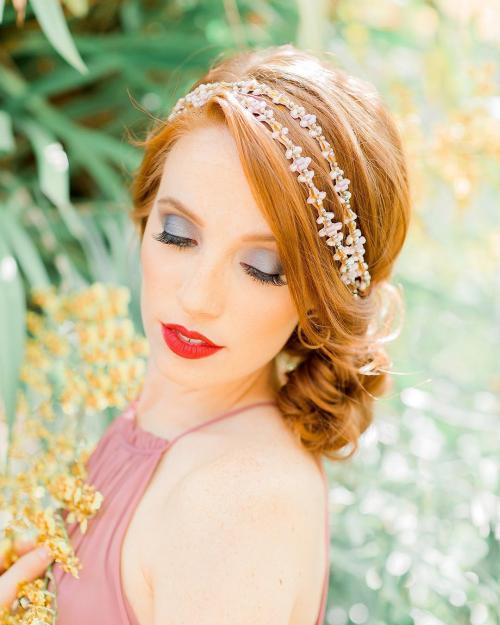 Причёски на короткие волосы в школу выпускной. 18 причёсок на выпускной вечер для коротких волос