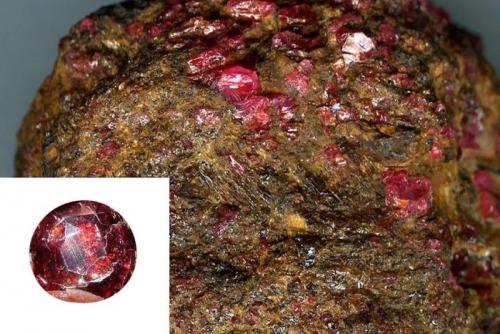 Какие из драгоценных камней моря наиболее редки. 12 самых редких драгоценных камней в мире