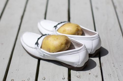 Как растянуть тканевую обувь в домашних условиях. Способы механического растяжения обуви