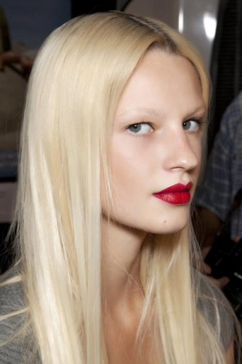 Макияж для нависшего века и опущенных уголков глаз. Правила макияжа для опущенных век