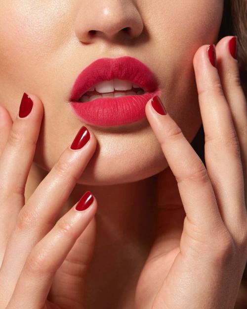 Как сделать черную помаду более долговечной. Как сделать помаду темнее?