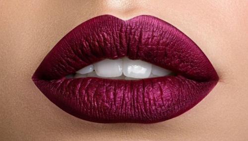 Как носить темную помаду: пошаговое руководство 08 Как носить темную помаду: пошаговое руководство 08