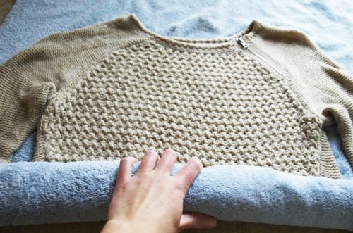 Как растянуть свалявшуюся шерстяную кофту. Как растянуть свитер из шерсти после стирки