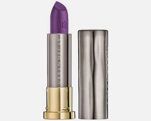 Черная помада для губ: как сделать образ более выразительным 11 Черная помада для губ: как сделать образ более выразительным 11