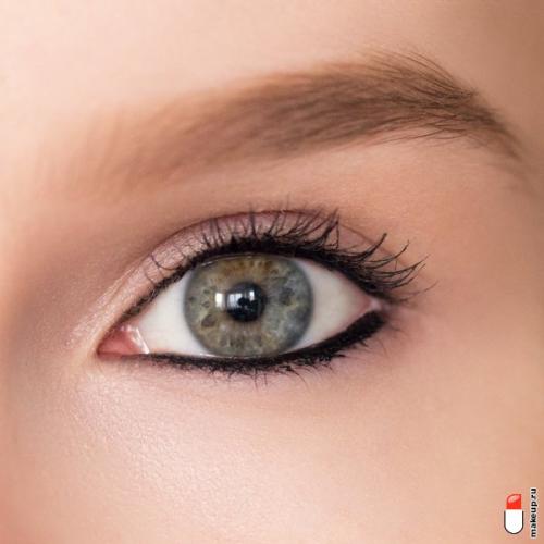 Как правильно подвести глаза карандашом. Как правильно подводить глаза карандашом?