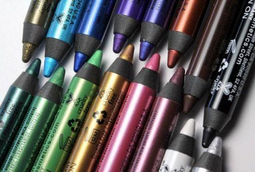 Лучший водостойкий карандаш для глаз. Карандаш для глаз: рейтинг 7 лучших бюджетных карандашей