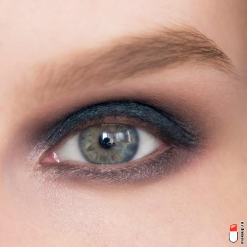 Кайал для глаз, что это. 3 способа, как использовать кайал в макияже