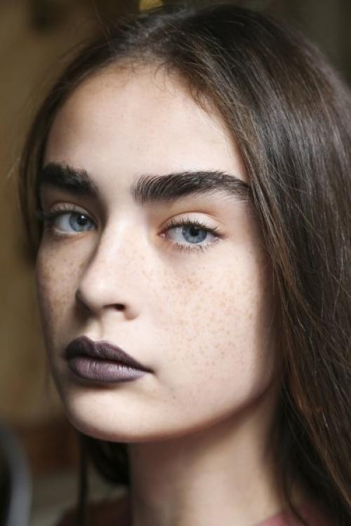 Как использовать карандаш в макияже глаз. Как можно использовать карандаш для глаз? 5 вариантов