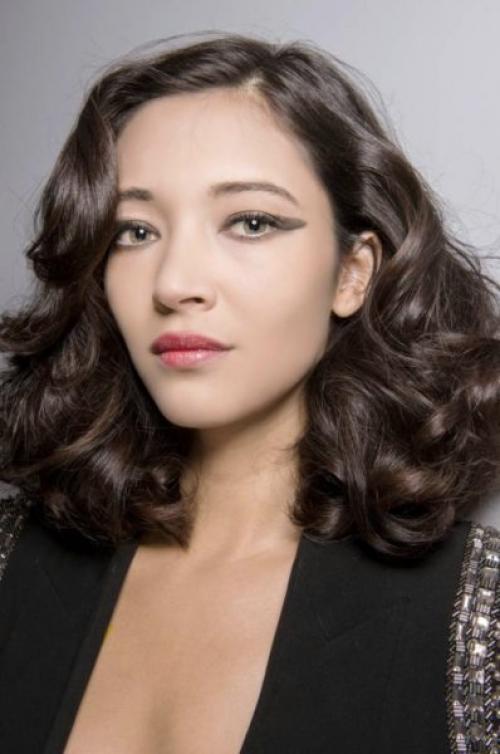 Серый карандаш для глаз. Особенности выбора карандаша для глаз