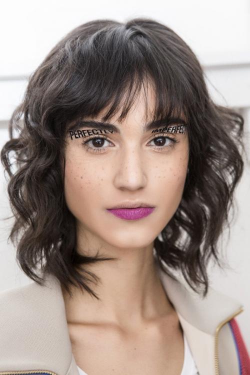 Какие оттенки матовой помады темных тонов самые популярные в этом сезоне. Матовые помады для губ: бьюти-досье