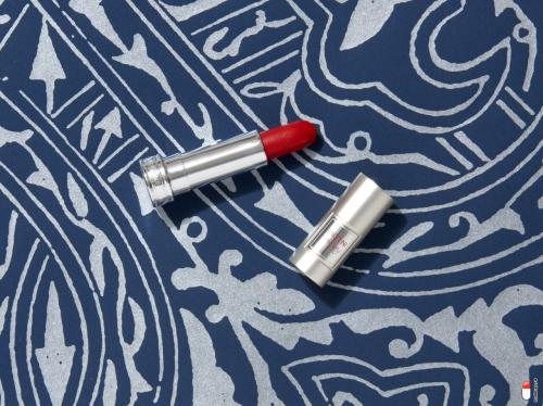 Какие оттенки матовой помады темных тонов самые популярные в этом сезоне. Матовые помады для губ: бьюти-досье