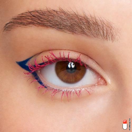 Как подводить глаза карандашом нижнее веко. Не в бровь, а в глаз: всё о подводках для век