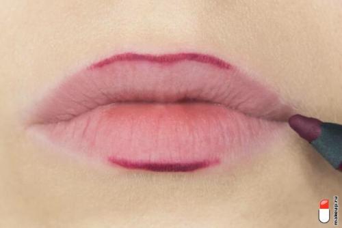 Как выбрать подходящий оттенок темной помады для брюнетки. На темной стороне: какие оттенки помады подойдут брюнеткам