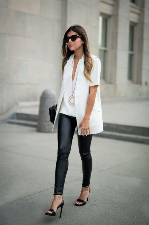 Какие стили легинс лучше всего подходят для ношения с кроссовками. С чем носить кожаные легинсы: стильная фотоподборка 2024