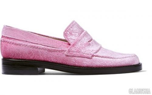 Какие стили обуви лучше всего сочетаются с леггинсами. 5 видов обуви, которые можно и нужно носить с леггинсами