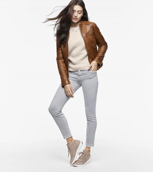 Можно ли носить кроссовки с леггинсами, и если да то какие модели лучше. Джинсы и брюки