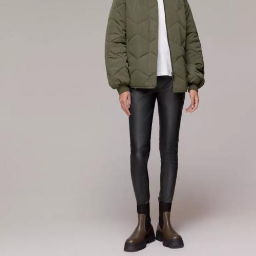 Как стилизовать кожаные леггинсы для вечернего выхода. Как сочетать легинсы со свитером Оверсайз