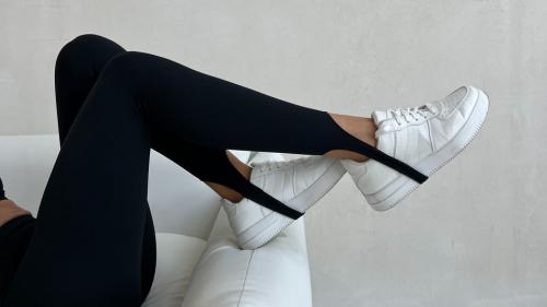 Удобны ли легинсы со штрипками для повседневного ношения. Леггинсы со штрипками: стильный и универсальный выбор для модных образов