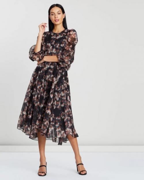 Мода 2021 2022 года в женской одежде