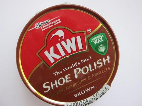 ТОП средств по уходу за обувью. Лучшие средства для обуви 01