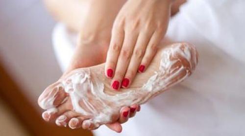 Как правильно ухаживать за кожей стоп. Уход за ногтевой пластиной 02 Как правильно ухаживать за кожей стоп. Уход за ногтевой пластиной 02