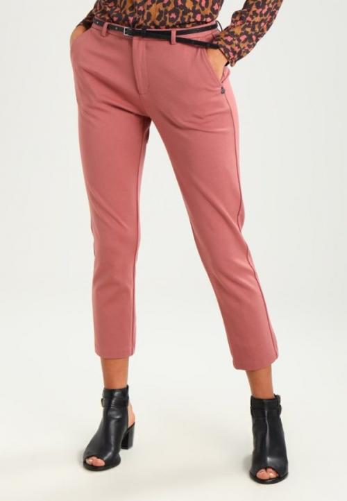 Модные брюки 2022-2023. Женские брюки 2022 2023 — модные тенденции, фасоны и длина