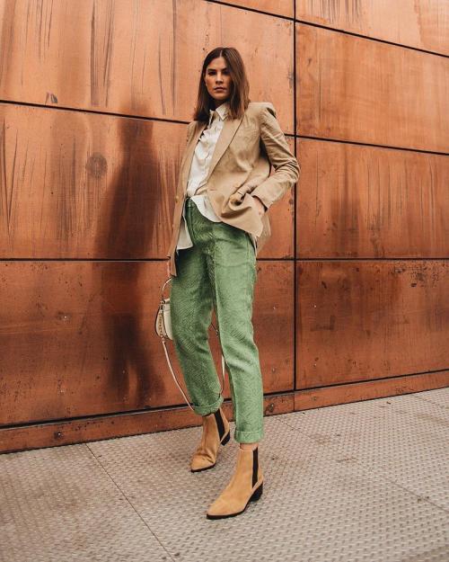 Какие брюки будут модными в 2022 году. Какая длина брюк в моде в 2022 39