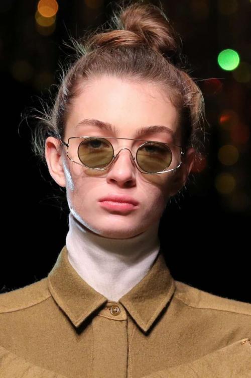 Названы главные тренды в прическах на осень 2022 года. Модные прически и стрижки осень-зима 2021-2022