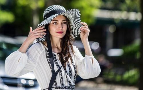 Что будет модным летом 2022 года в женской одежде. Какая одежда и обувь будут модными летом 2022