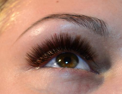 Наращивание коричневых ресниц 2022. Актуальное наращивание ресниц в 2022 году: 05