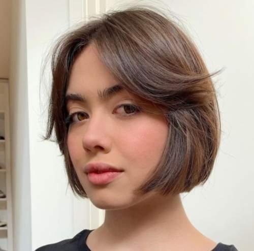 Челка шторка и большой нос. Челка шторка 2023 с актуальными стрижками: фото, тренды