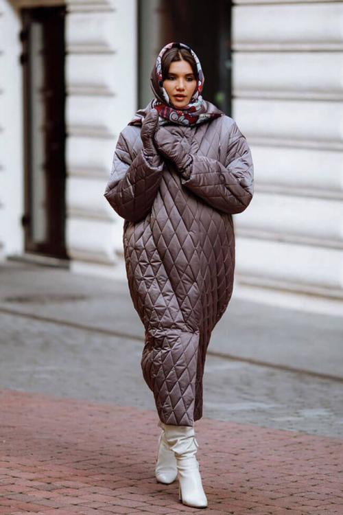 Как украсить стеганое пальто. Стеганое пальто 2022: модные модели