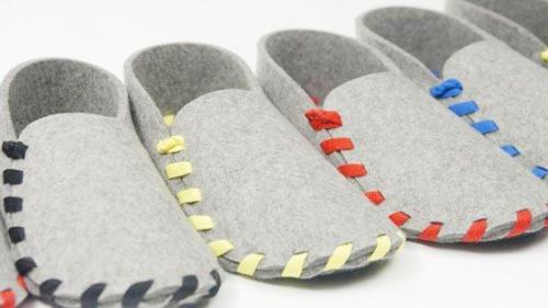 Как переделать узкое пальто. Не знаете куда деть старое пальто? Сделайте из него новые полезные вещи