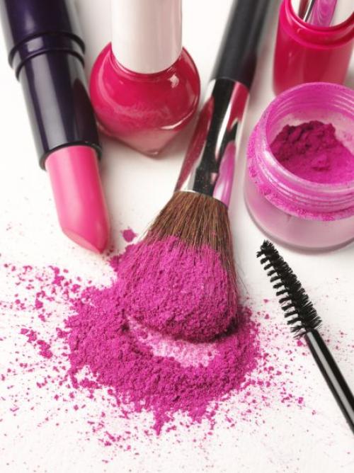 Порядок нанесения макияжа. В какой последовательности наносить макияж?