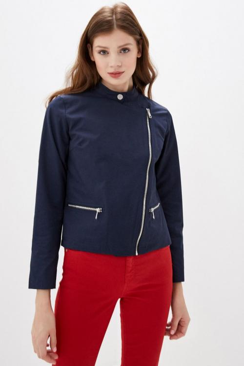 С чем носить ветровку. 9 модных трендов, которые касаются ветровок: 04