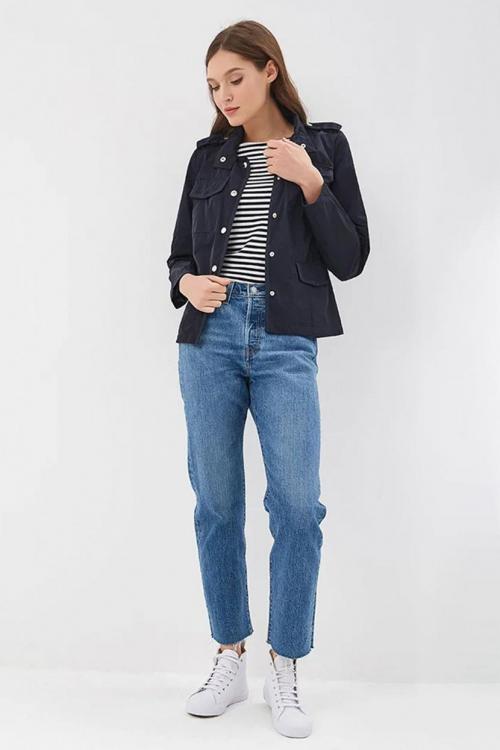 С чем носить ветровку. 9 модных трендов, которые касаются ветровок: 05