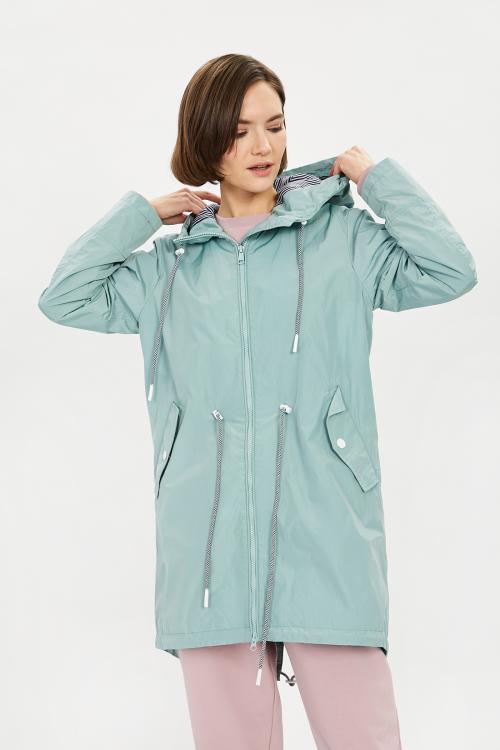 С чем носить ветровку. 9 модных трендов, которые касаются ветровок: 01