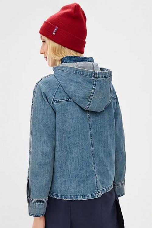 С чем носить ветровку. 9 модных трендов, которые касаются ветровок: 02