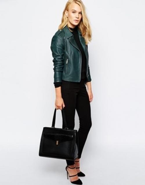 С чем носить зеленую куртку. Женская зеленая куртка: модные сочетания на сезон осень-зима 16 С чем носить зеленую куртку. Женская зеленая куртка: модные сочетания на сезон осень-зима 16