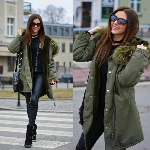 С чем носить зеленую куртку. Женская зеленая куртка: модные сочетания на сезон осень-зима