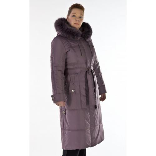 Ассортимент женской верхней одежды. Разновидности