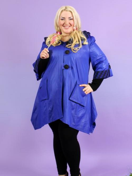 Стёганые куртки весной 2022. Основные тренды на куртки на весну 2022 14