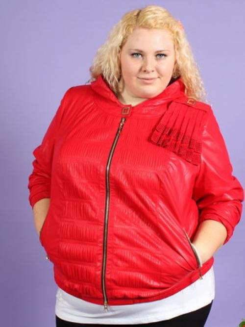 Стёганые куртки весной 2022. Основные тренды на куртки на весну 2022 19