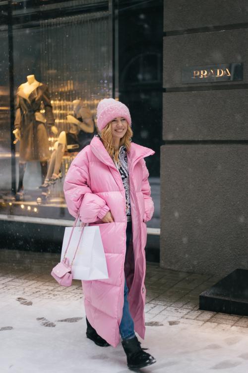 С чем носить короткий пуховик. 7 простых способов носить короткий пуховик и не выглядеть дешево 10