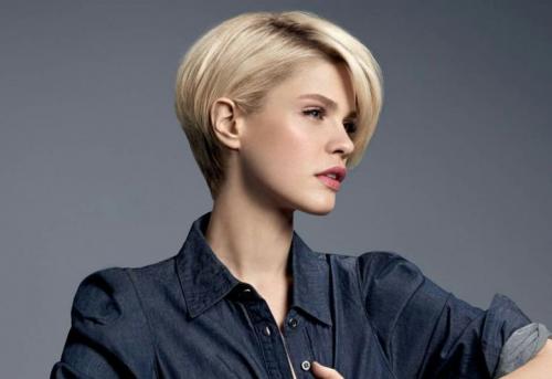 Легкие прически на короткие волосы самой себе. Идеи простых причесок на короткие волосы на каждый день — фото и видео пошагово