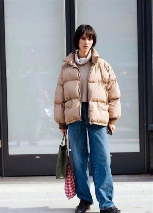 С чем носить дутую куртку monki. Самые модные модели дутых курток monki 17