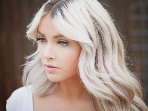 БЛОНД из темных волос за 1 раз: как это сделать 06 БЛОНД из темных волос за 1 раз: как это сделать 06