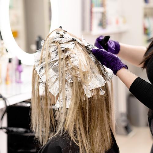 Какие продукты можно использовать для поддержания блондинского цвета волос. Тонирование или окрашивание